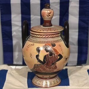 Greek Vase depicting Aphrodite 💞 (with original tag )
